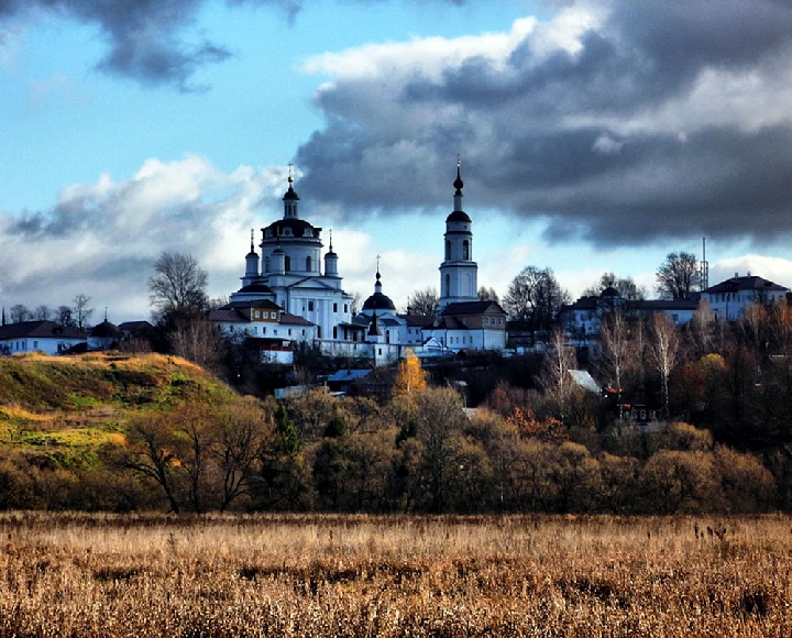 Территория Черноостровского женского монастыря подарила ещё одну находку: двухпудовую мортиру 
