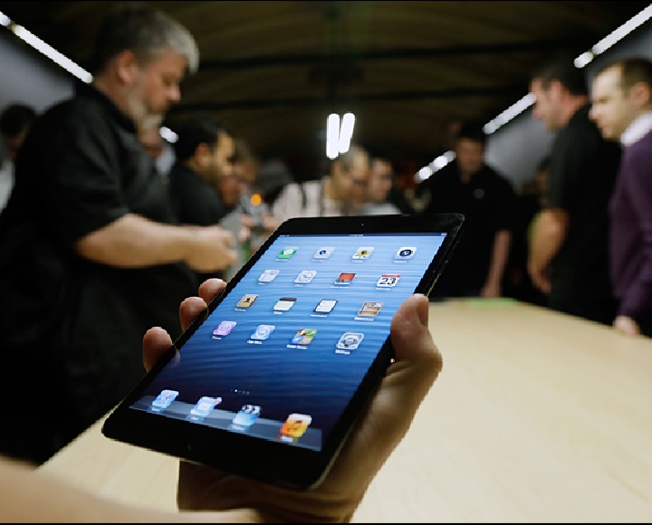 Продажи iPad mini стартовали 2 ноября, начальная цена - $329.