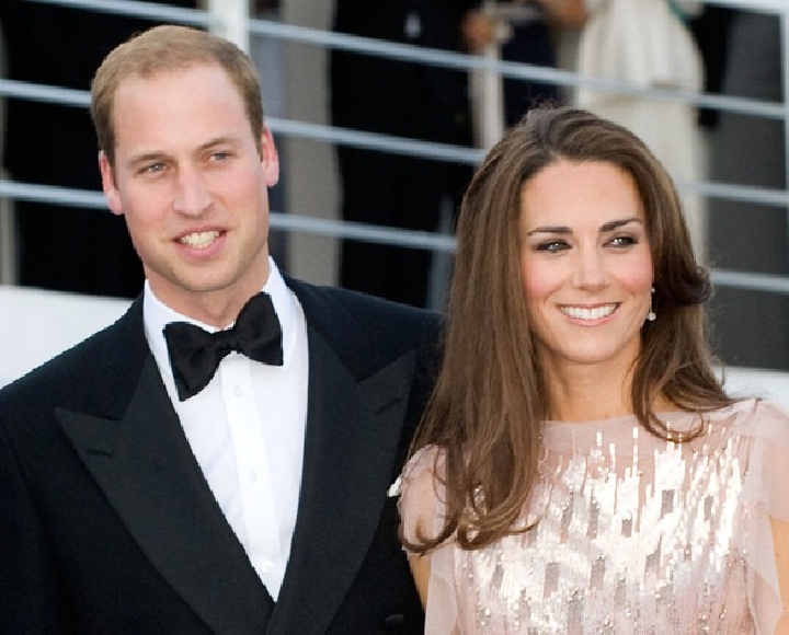 Ребенок герцога и герцогини Кембриджских Уильяма и Кэтрин станет третьим правнуком королевы Елизаветы II.