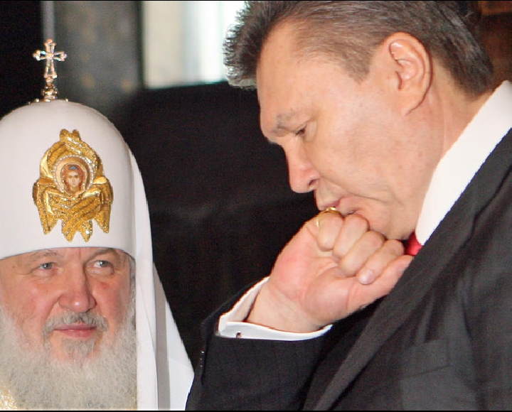 Янукович высоко оценил традицию масштабного празднования поместными Православными церквами Дня крещения Руси и памяти великого князя Владимира.